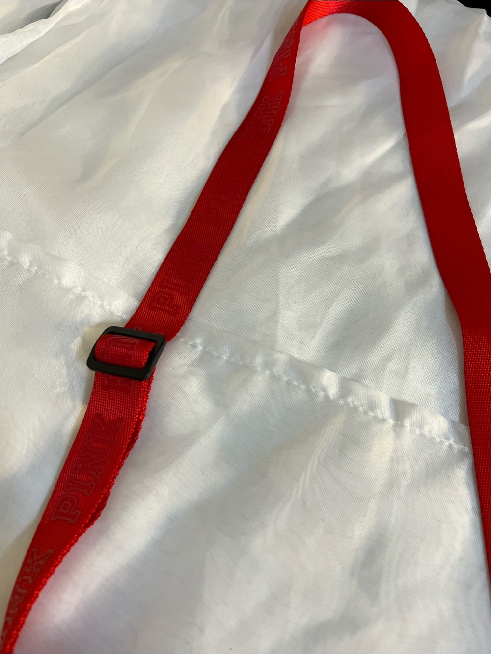 PINK Victoria's Secret Athleisure red crossbody purse - Picture 4 of 8